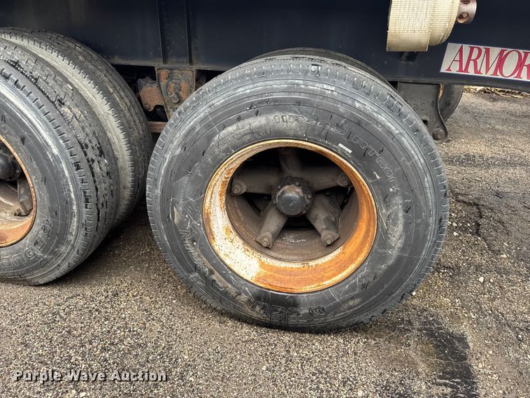 image for item EF2457 1999 Armor ATF240 flatbed trailer