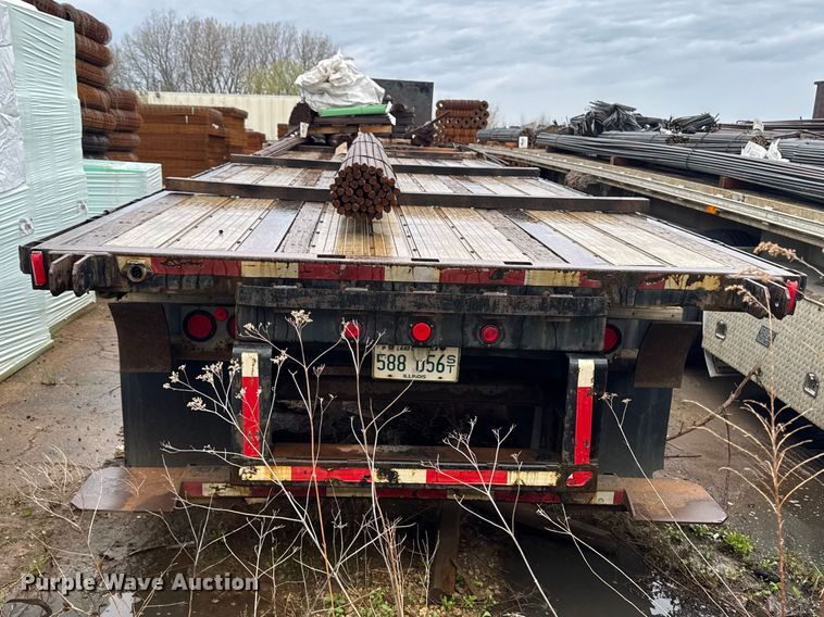 image for item EF2458 2006 Transcraft TL-2000N W2 flatbed trailer
