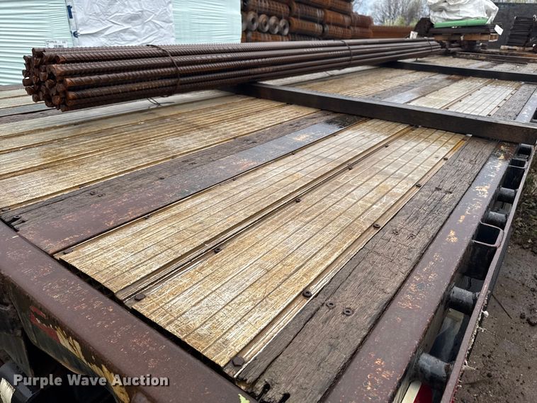 image for item EF2458 2006 Transcraft TL-2000N W2 flatbed trailer