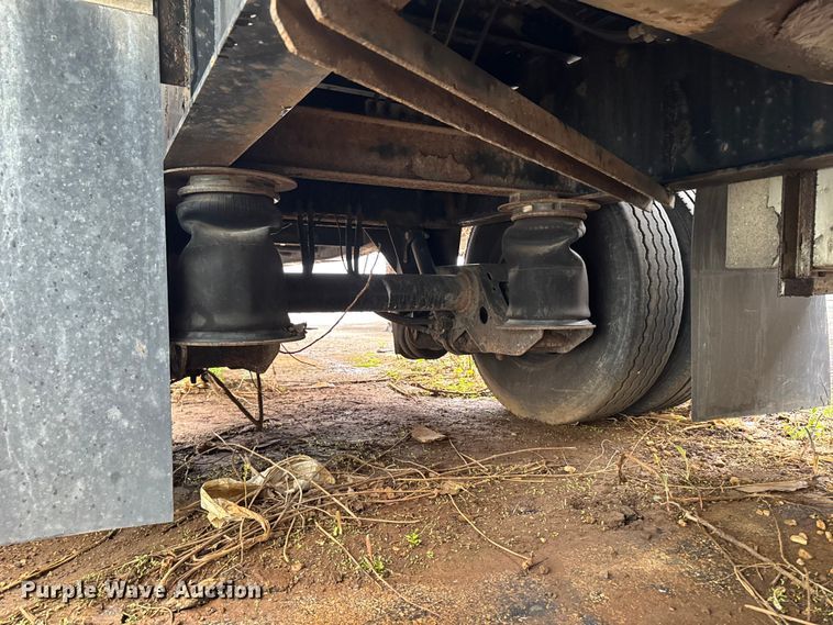 image for item EF2458 2006 Transcraft TL-2000N W2 flatbed trailer