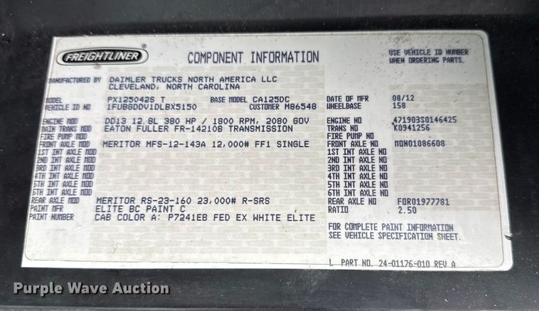 image for item EG1781 2013 Freightliner Cascadia  semi truck