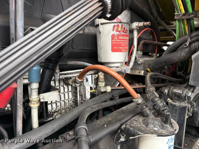 image for item EG2165 2007 Sterling Truck A9500 Series semi truck