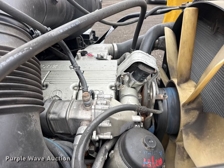 image for item EG2165 2007 Sterling Truck A9500 Series semi truck