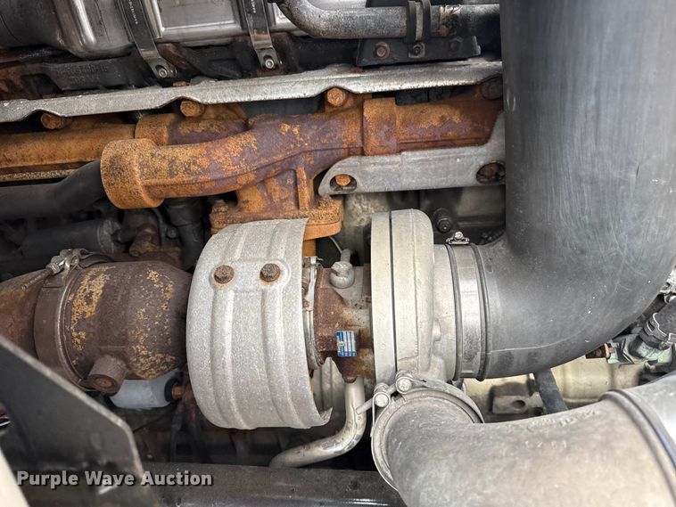 image for item EG2165 2007 Sterling Truck A9500 Series semi truck