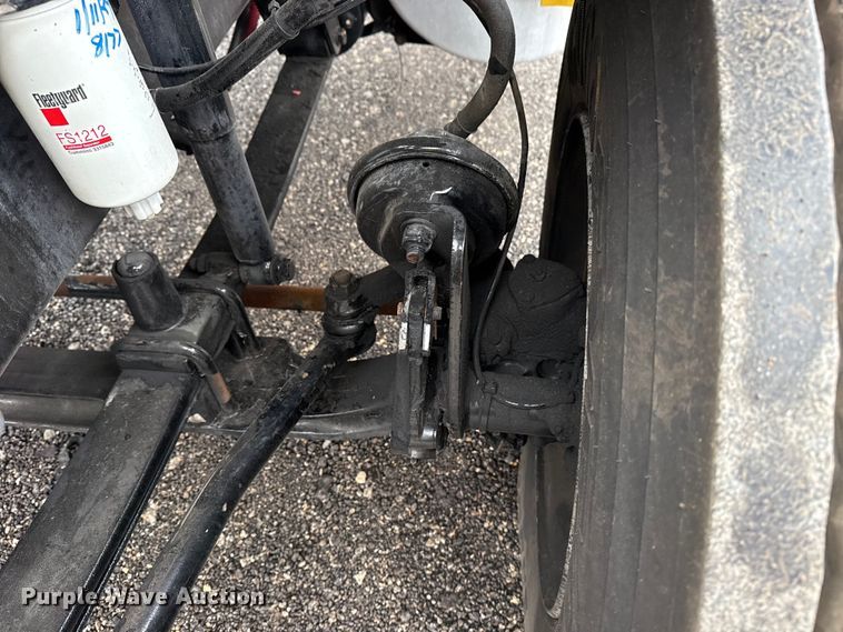 image for item EG2165 2007 Sterling Truck A9500 Series semi truck