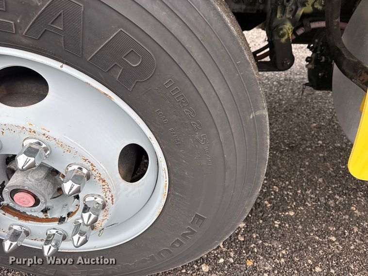 image for item EG2165 2007 Sterling Truck A9500 Series semi truck