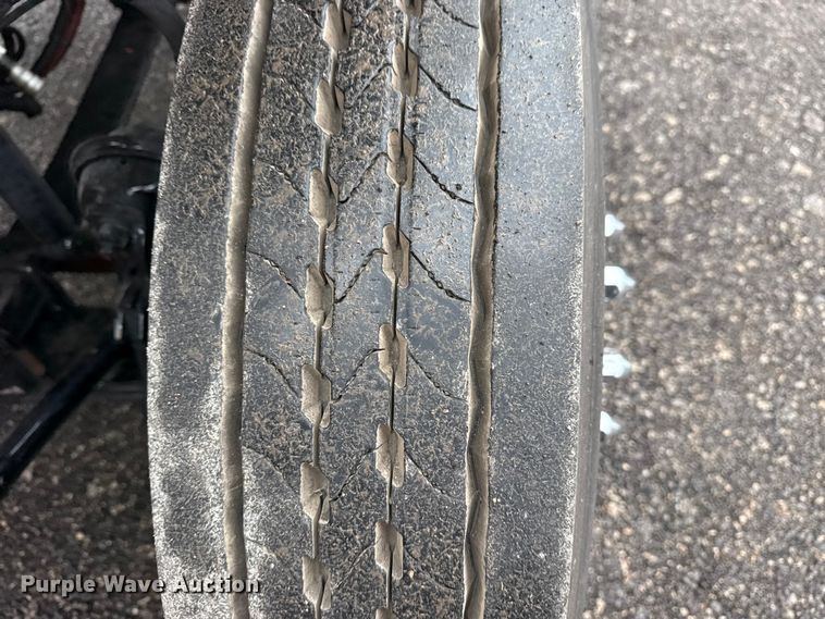 image for item EG2165 2007 Sterling Truck A9500 Series semi truck