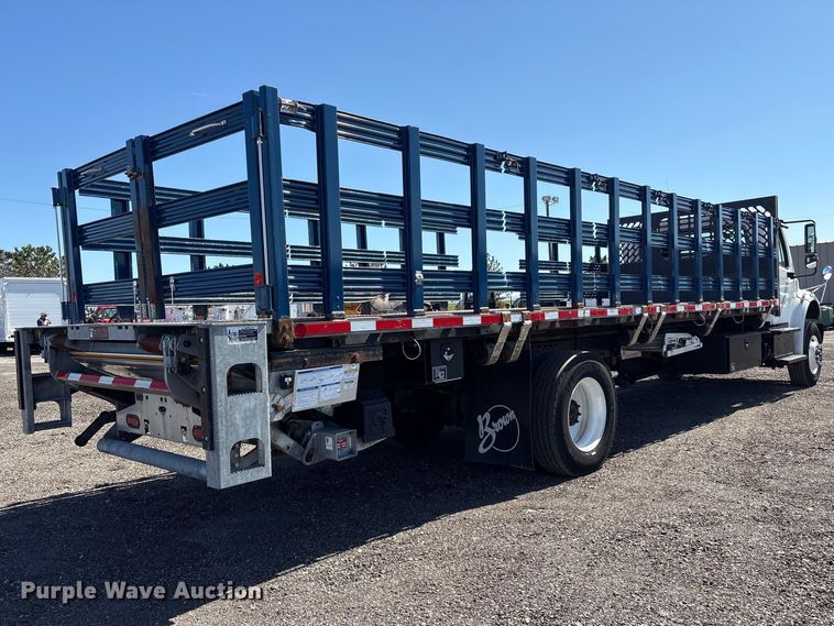 image for item EG8863 2019 Freightliner Business Class M2 flatbed truck