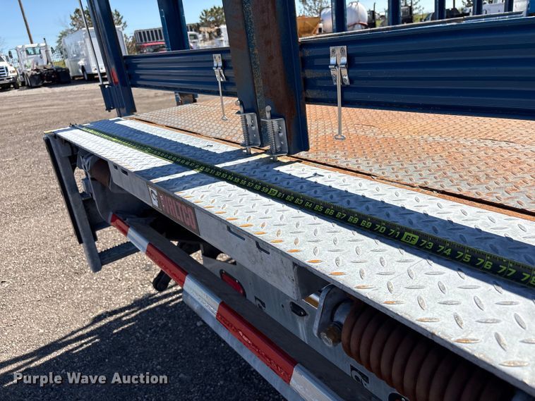 image for item EG8863 2019 Freightliner Business Class M2 flatbed truck