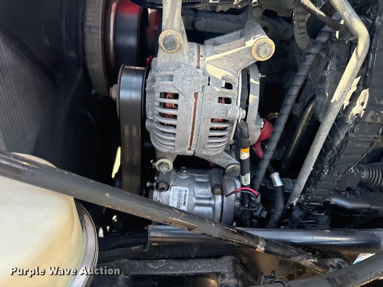 image for item EG8914 2015 Kenworth T880 semi truck