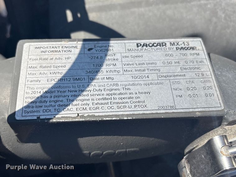 image for item EG8914 2015 Kenworth T880 semi truck