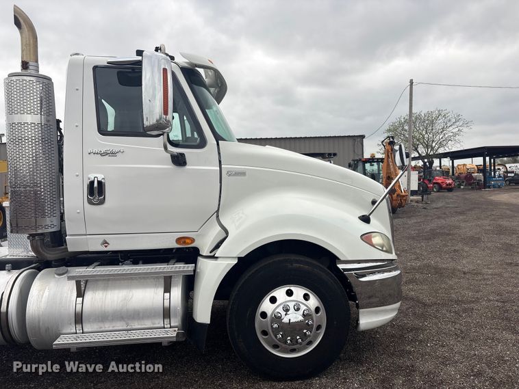 image for item EG8935 2012 International ProStar Plus semi truck