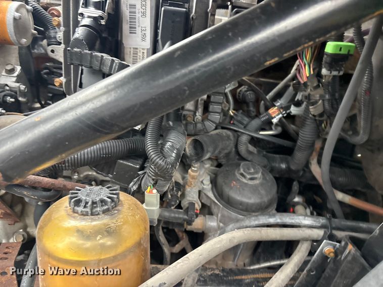 image for item EG8935 2012 International ProStar Plus semi truck