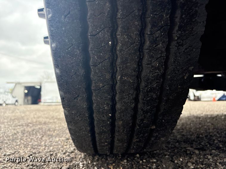 image for item EG8935 2012 International ProStar Plus semi truck