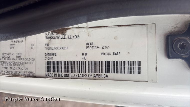 image for item EG8935 2012 International ProStar Plus semi truck