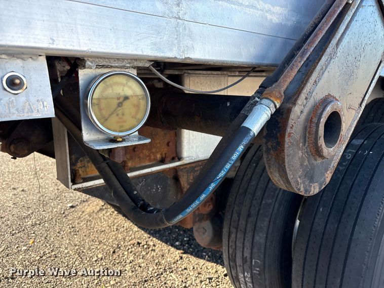 image for item EG8943 2006 Eaglerock T-91-SM end dump trailer