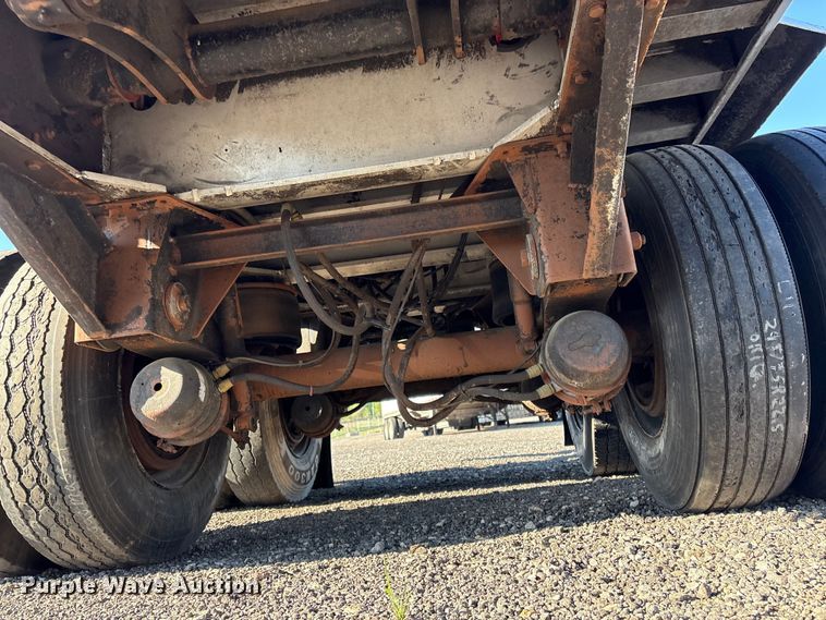 image for item EG8943 2006 Eaglerock T-91-SM end dump trailer