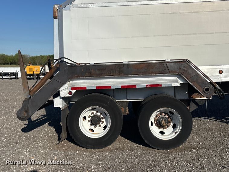 image for item EG8943 2006 Eaglerock T-91-SM end dump trailer