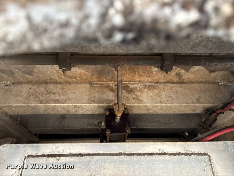 image for item EG8943 2006 Eaglerock T-91-SM end dump trailer