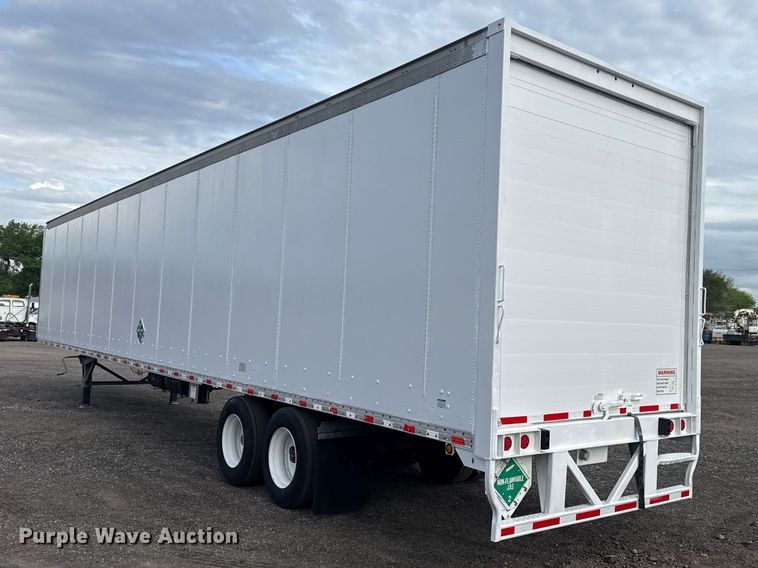 image for item EG8965 2006 Wabash National dry van trailer