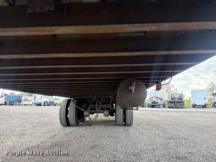 image for item EG8965 2006 Wabash National dry van trailer