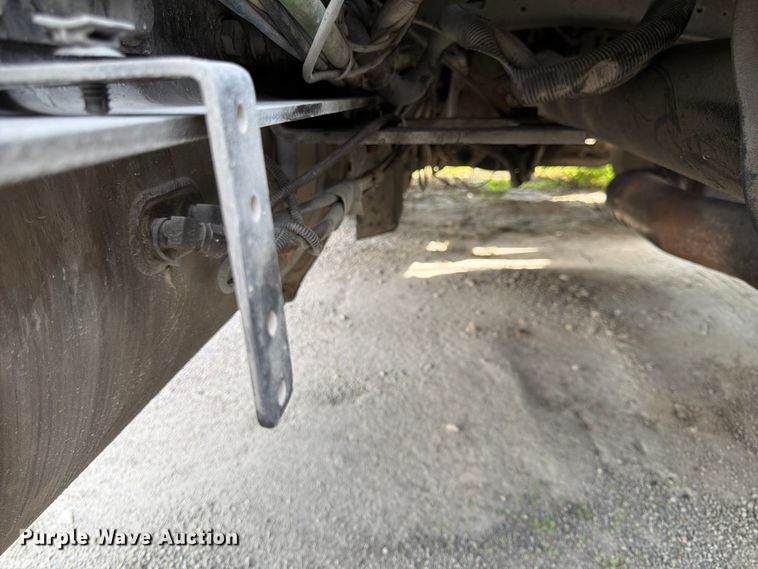 image for item EL0109 2016 Freightliner Cascadia semi truck