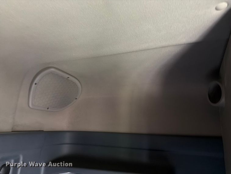 image for item EL0109 2016 Freightliner Cascadia semi truck