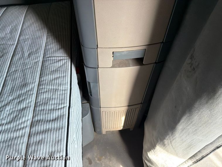 image for item EL0109 2016 Freightliner Cascadia semi truck