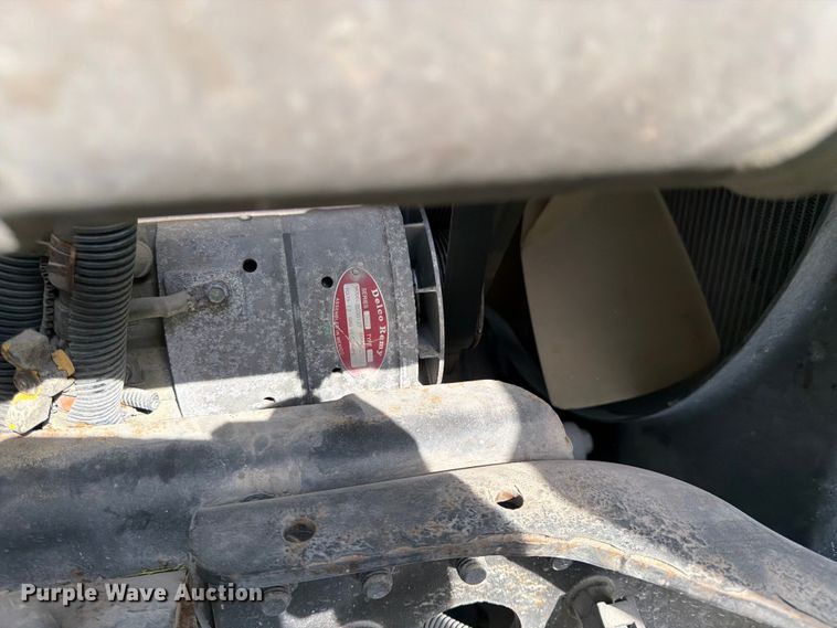 image for item EL0109 2016 Freightliner Cascadia semi truck