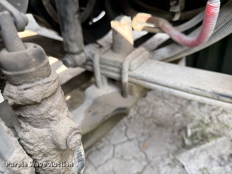 image for item EL0109 2016 Freightliner Cascadia semi truck