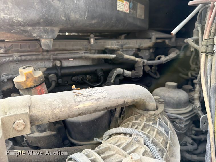 image for item EL0109 2016 Freightliner Cascadia semi truck