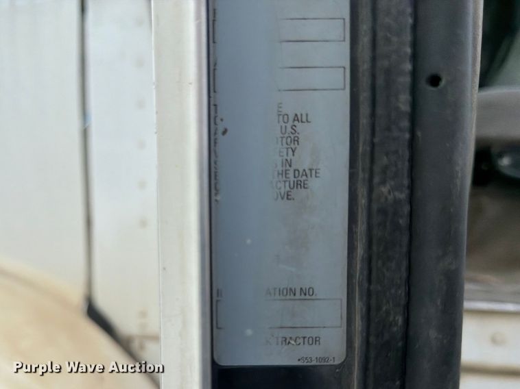 image for item EL0110 2006 Kenworth T800 semi truck