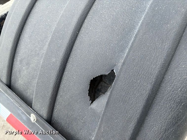 image for item EL0114 2016 Kenworth T880 semi truck