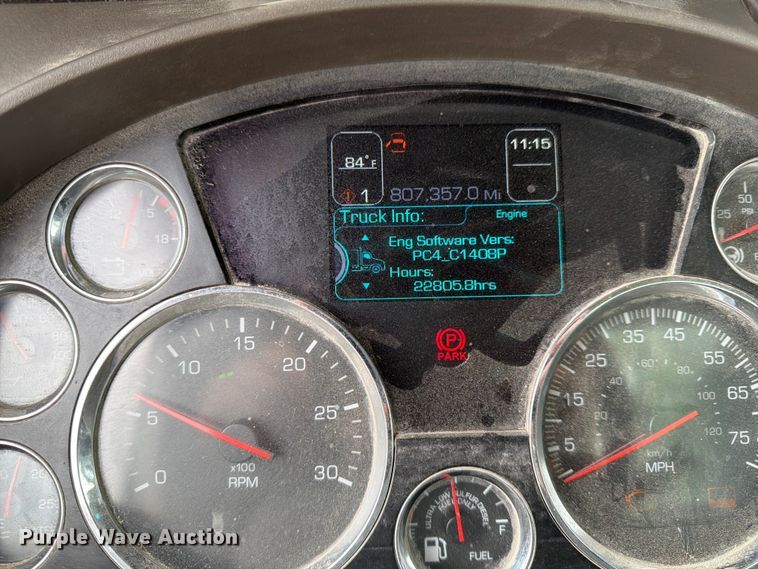 image for item EL0114 2016 Kenworth T880 semi truck