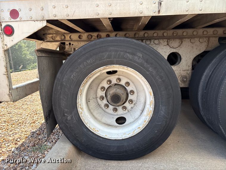 image for item EM0619 2006 Lufkin TFV-CL-110 dry van trailer