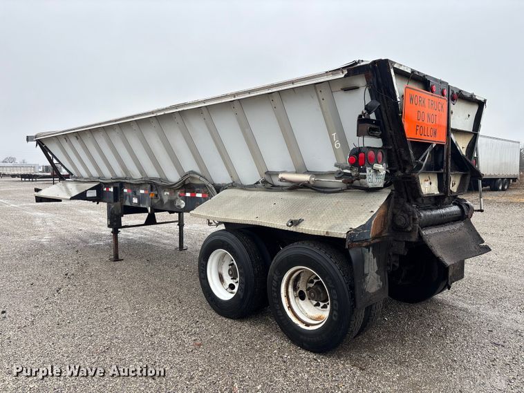 image for item EM5041 2004 Etnyre live bottom trailer