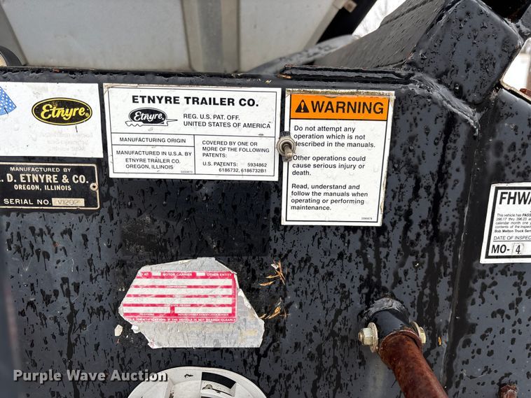 image for item EM5041 2004 Etnyre live bottom trailer