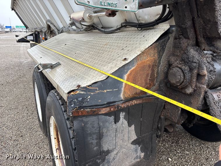 image for item EM5041 2004 Etnyre live bottom trailer