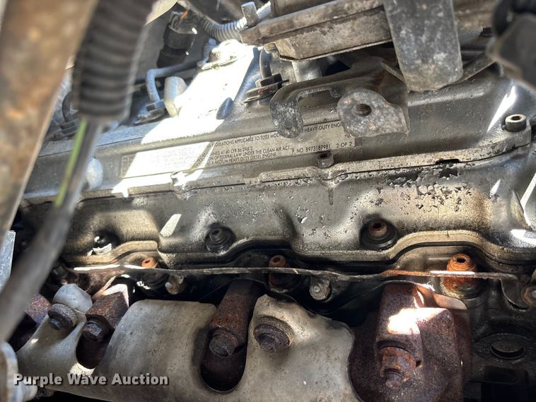 image for item EM8609 2003 Chevrolet C5500 flatbed truck