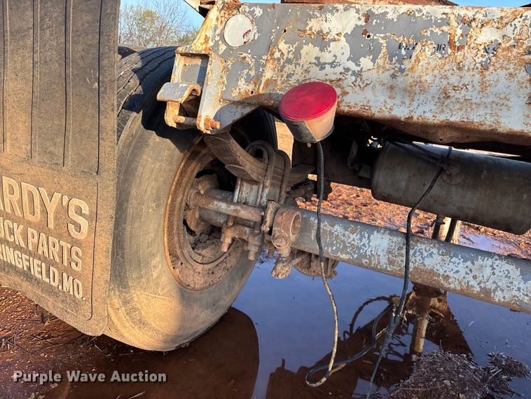 image for item EO4150 Fruehauf EL-FL1 trailer dolly