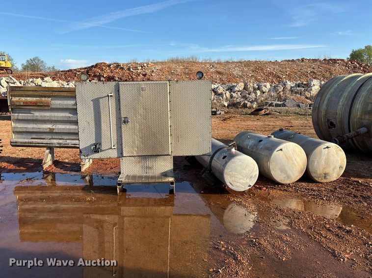 image for item EO4153 Truck parts