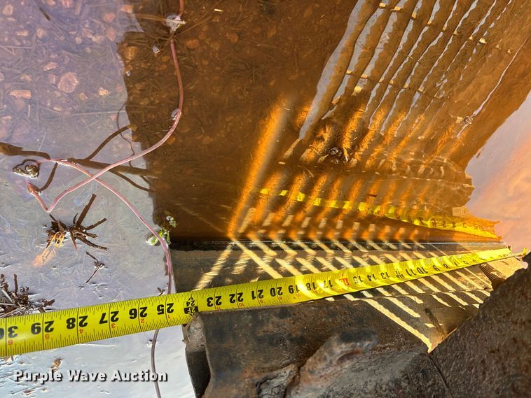 image for item EO4153 Truck parts