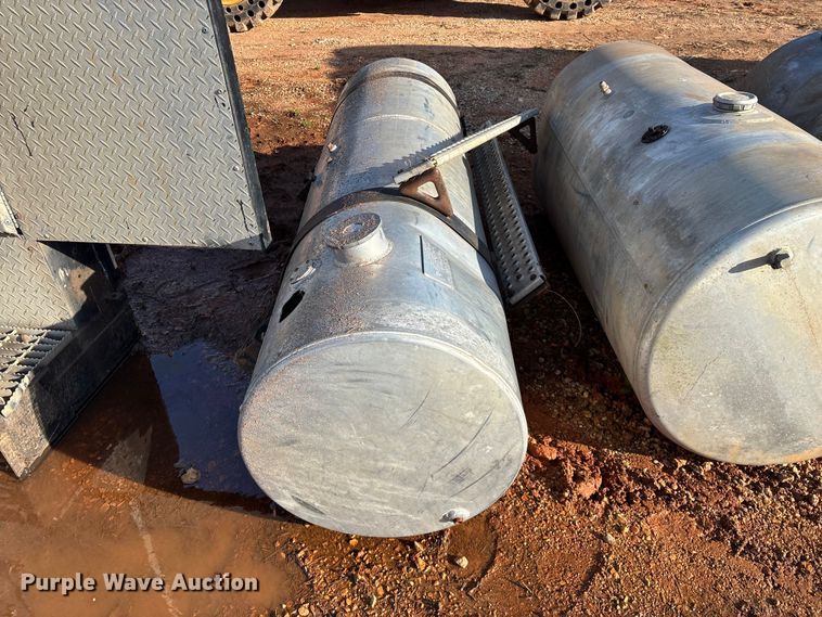 image for item EO4153 Truck parts