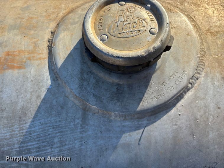 image for item EO4153 Truck parts