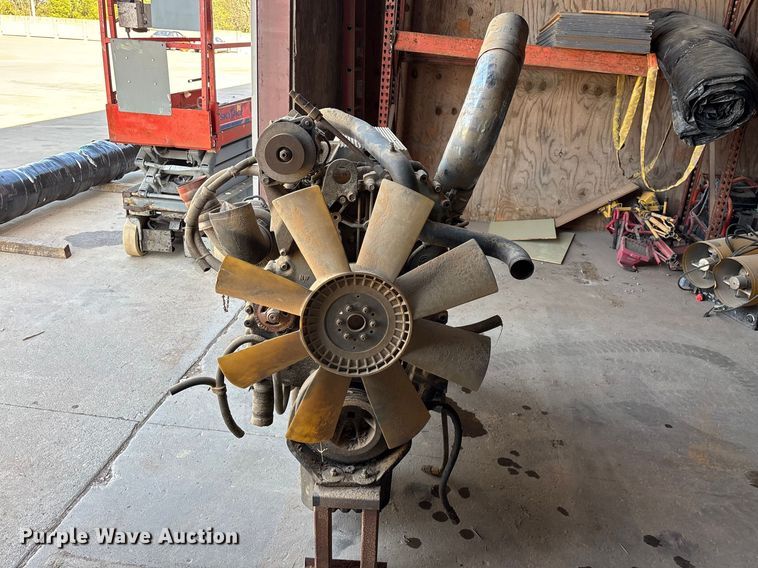 image for item EO4176 Detroit Diesel Series 60 engine