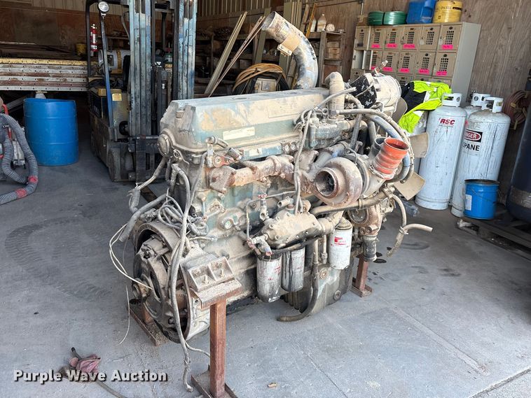 image for item EO4176 Detroit Diesel Series 60 engine