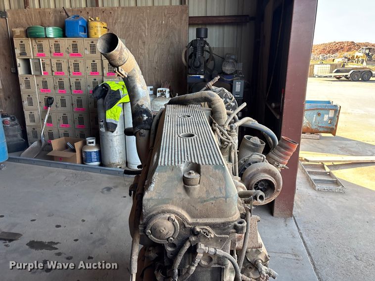 image for item EO4176 Detroit Diesel Series 60 engine