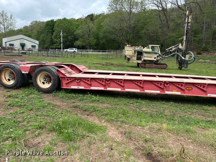 image for item EO4184 2001 Talbert lowboy equipment trailer