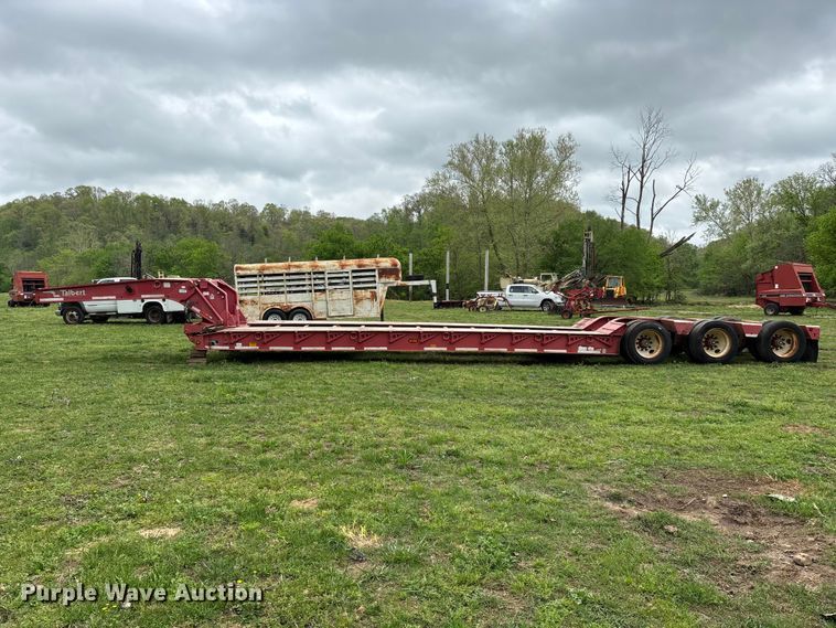 image for item EO4184 2001 Talbert lowboy equipment trailer