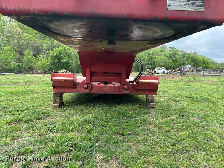 image for item EO4184 2001 Talbert lowboy equipment trailer